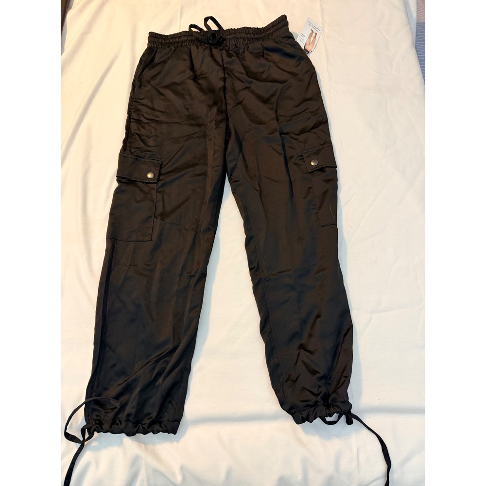 Time and Tru Women Satin Jogger Cargo Pants Black Soot Small 4-6 TT45100141558